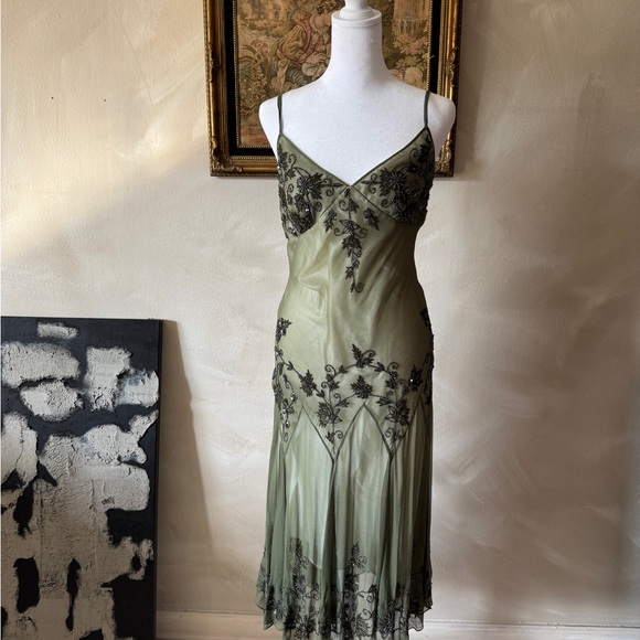 Adrianna Papell Sage Green Dress Mermaid Gown Adrianna Papell Green Beaded Dress Adrianna Papell Adrianna Papell Sage Green Dress Mermaid Gown Adrianna Papell Green Beaded Dress Adrianna Papell